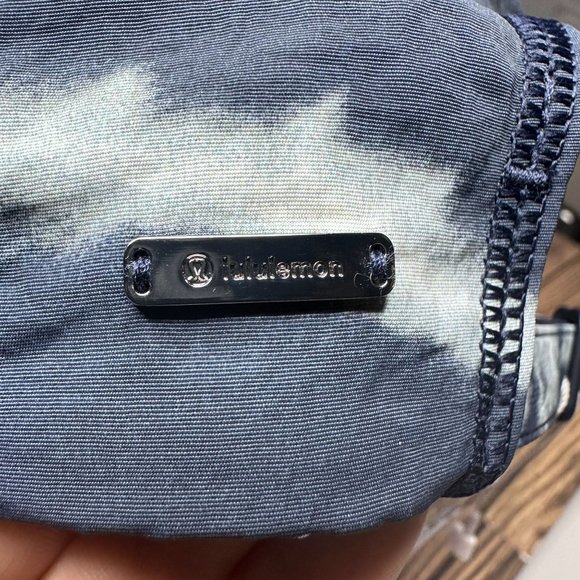 Lululemon Baller Hat Soft Adjustable NWT One Size (Indigo Ice Print Blue Multi) - Picture 9 of 13